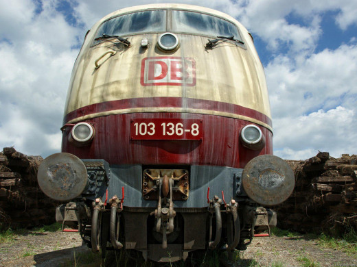 174292 (a): :1600x1200
